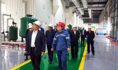 阜新(xin)市(shi)市(shi)長(zhang)參觀考察靈(ling)活性調峰項(xiang)目(mu)